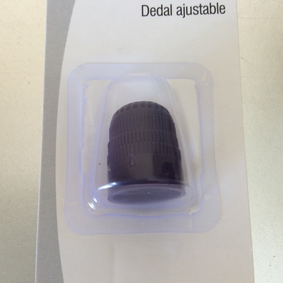 NWT Dritz Adjustable Thimble (Gift with Purchase) - Picture 3 of 6